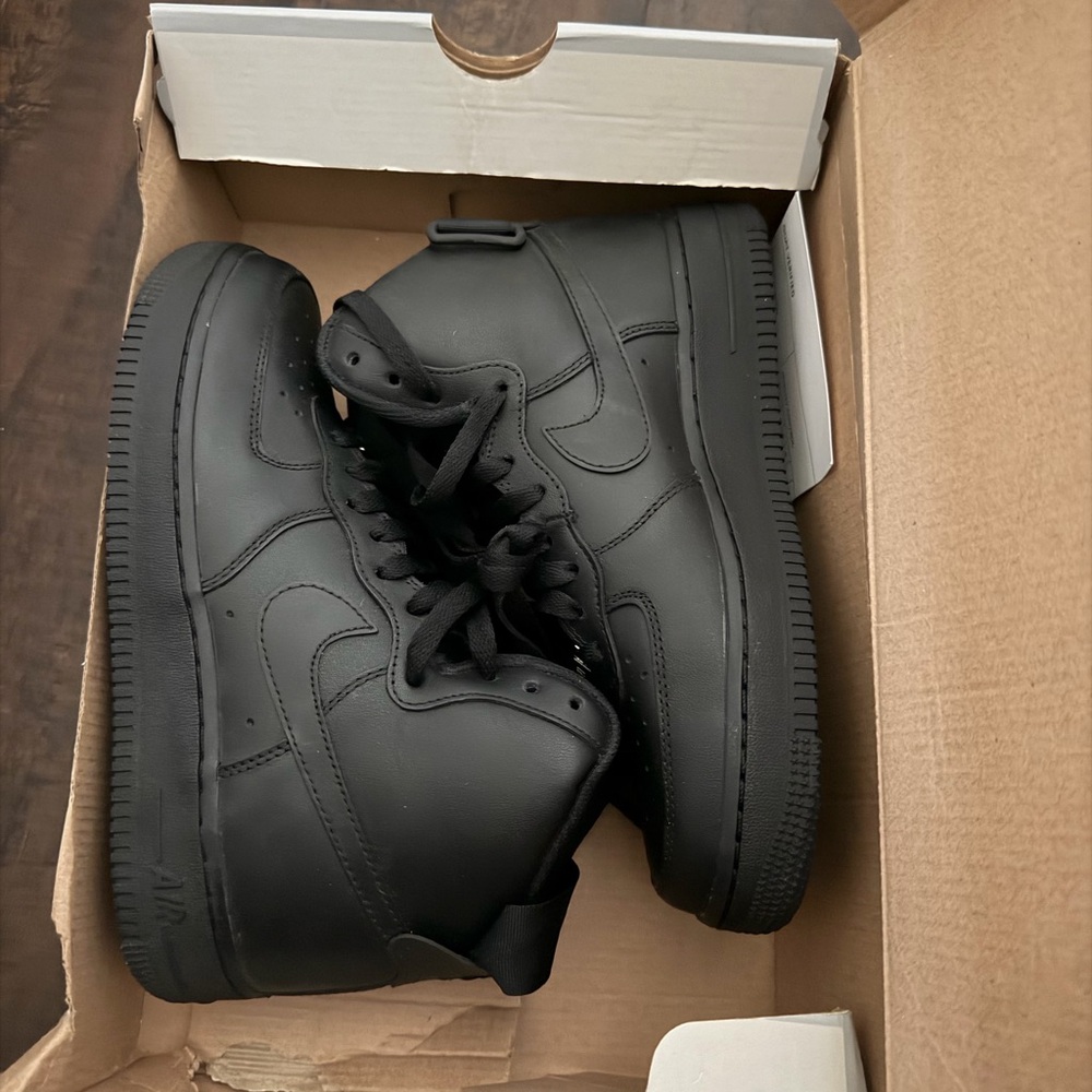 Black High-Top Women's Sneakers
